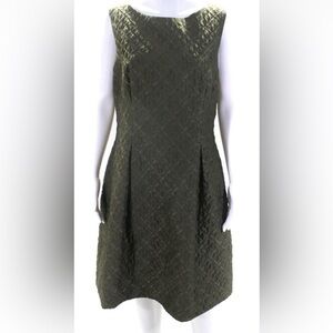 Lela Rose wool blend sleeveless fitted dress. Beautiful fabric detail. Size 14